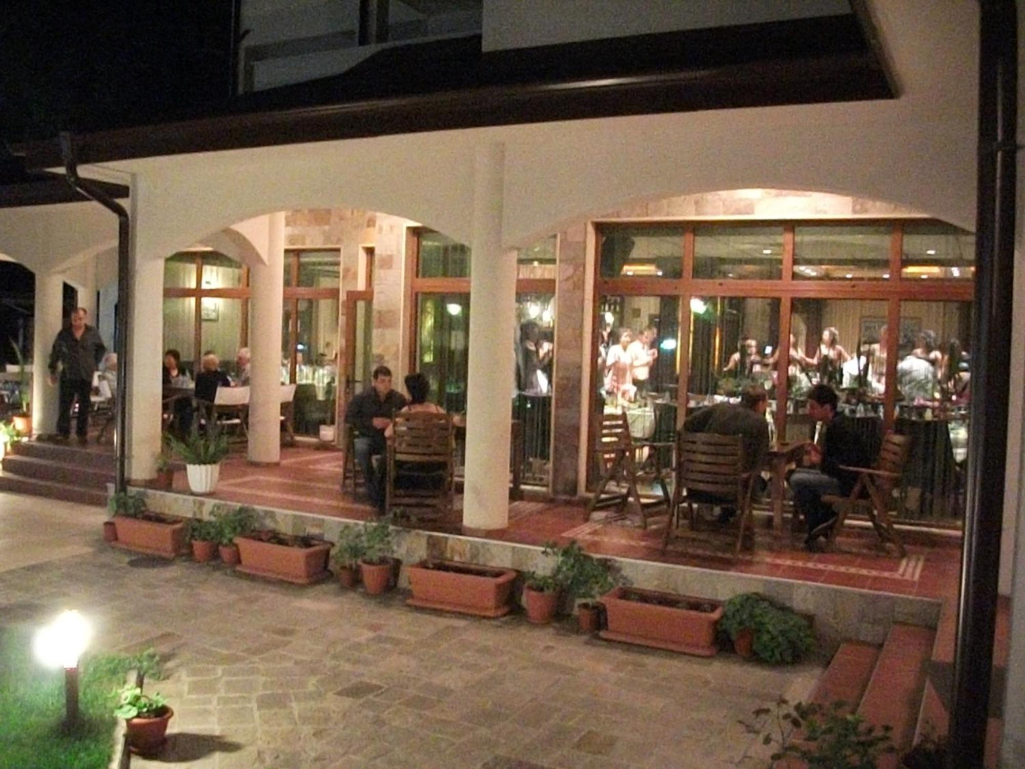 Hotel Park Karnobat Luaran gambar
